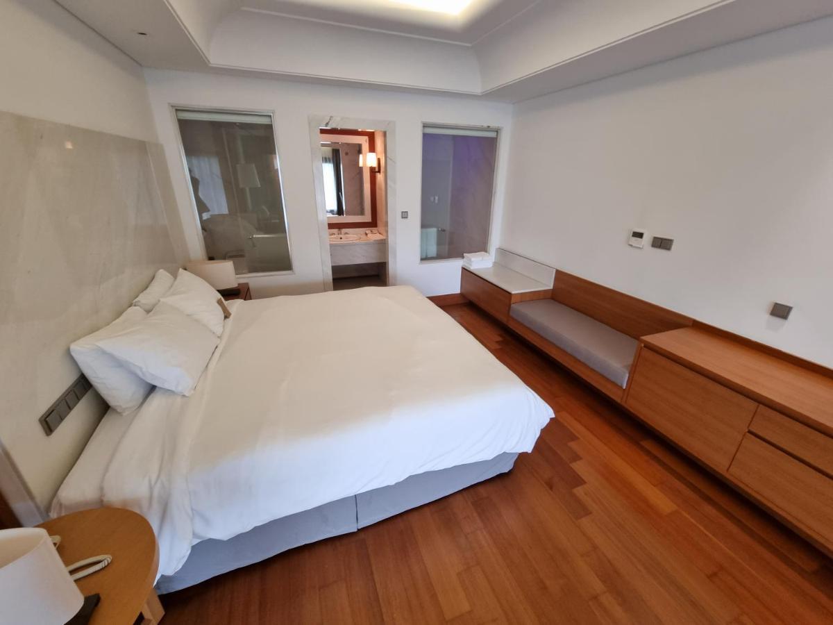 Pinegrove Hotel Gimhae Extérieur photo