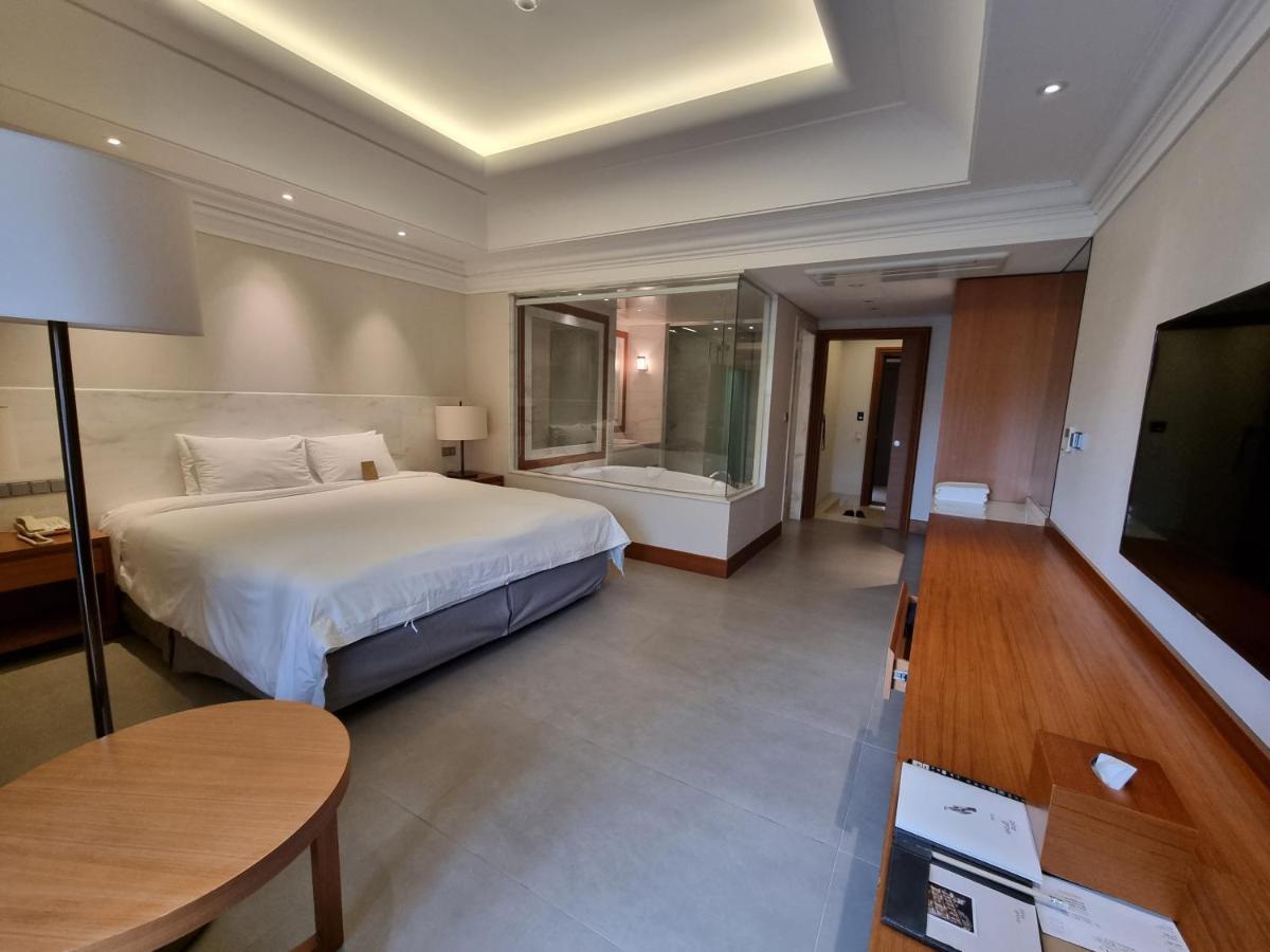 Pinegrove Hotel Gimhae Extérieur photo